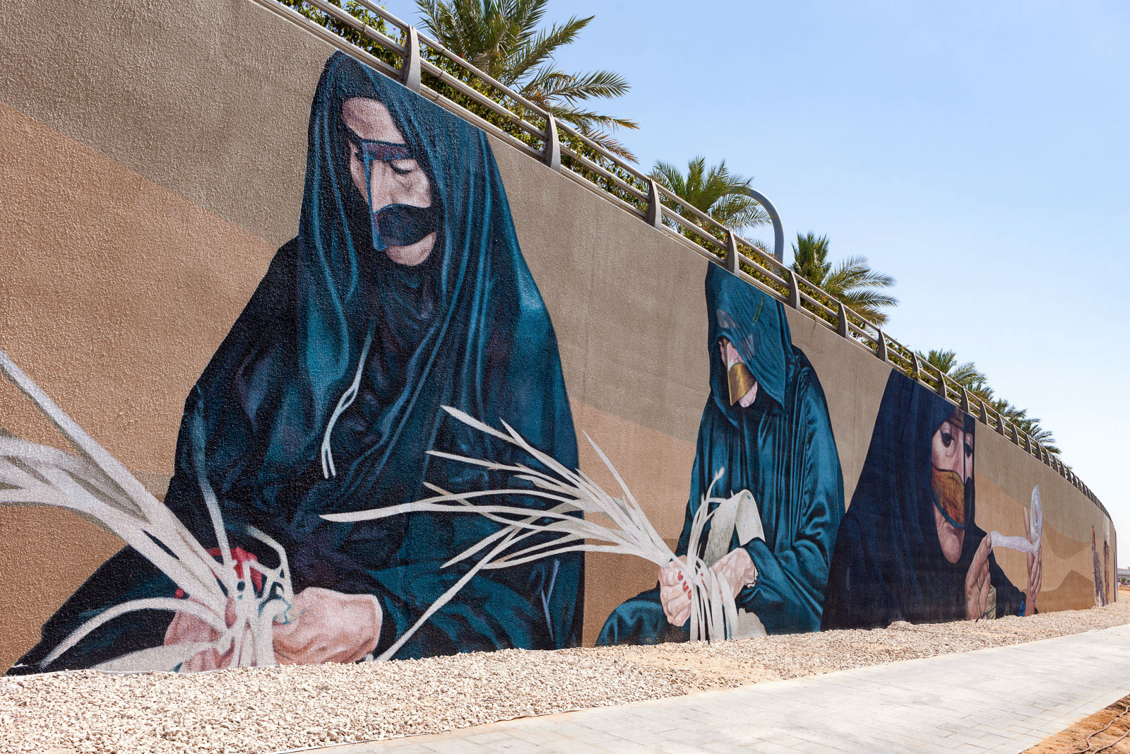 Aldar Wall, Abu Dhabi, Photo by Milo | Photographer