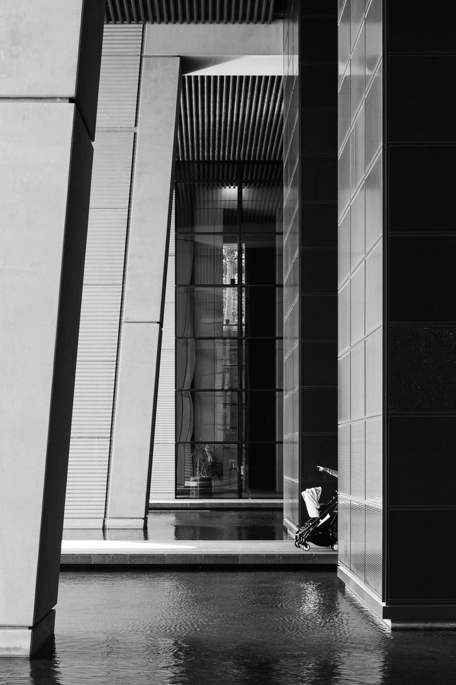 Index Tower N Foster 02, Photo by Milo | Photographer